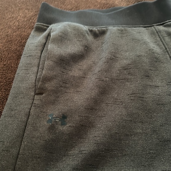 Under armour sweats - Picture 2 of 3